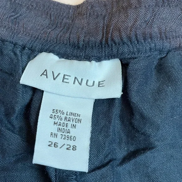 ⤵️🆕AVENUE PANTS SIZE 26/28 plus - Picture 6 of 10